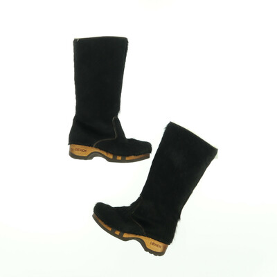 Devich fekete bundás csizma