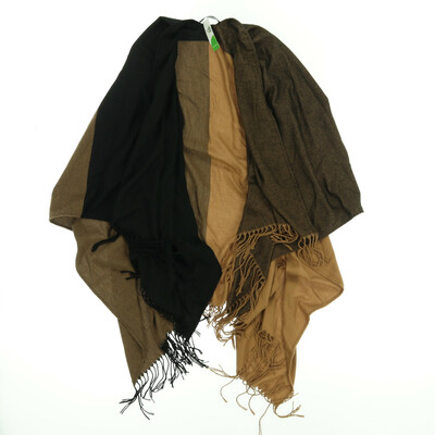 Someday. barna/fekete poncsó