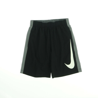 Nike fekete sport rövidnadrág