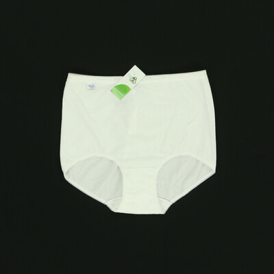 Sloggi fehér alsónemű