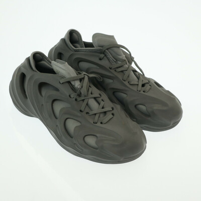 Adidas szürke Yeezy Foam Runner cipő