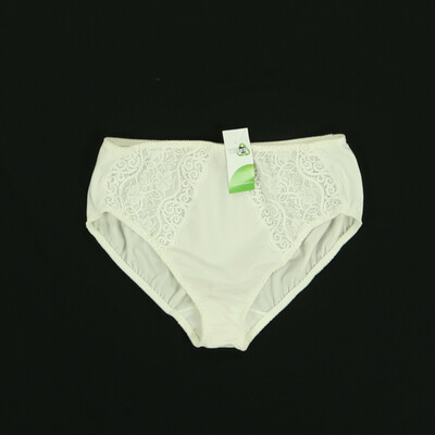Triumph fehér alsónemű