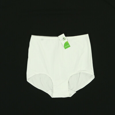Sloggi fehér alsónemű