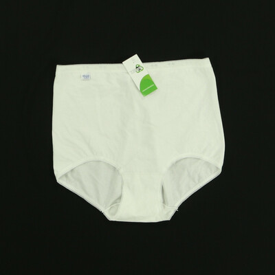 Sloggi fehér alsónemű