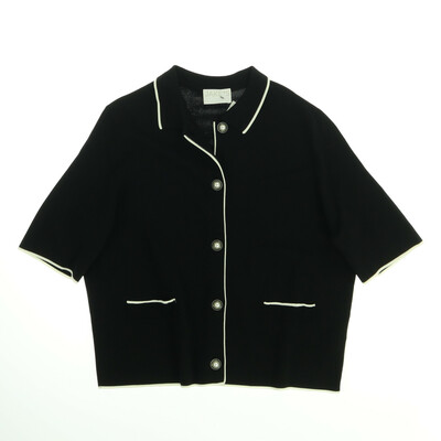 Jake's fekete gombos rövid ujjú felső