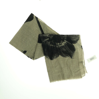 Ahmaddy barna/fekete sál