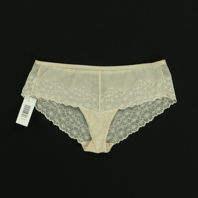 Triumpph bézs alsónemű