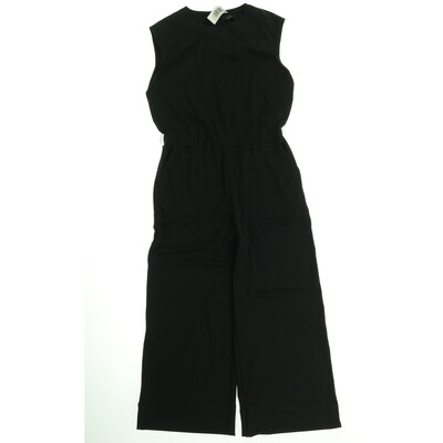 Monari fekete overál