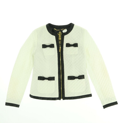 Pompöös fehér/fekete kabát