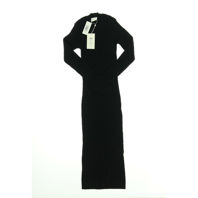 Vila fekete finomkötött egész ruha