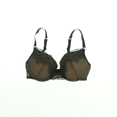 Triumph fekete melltartó