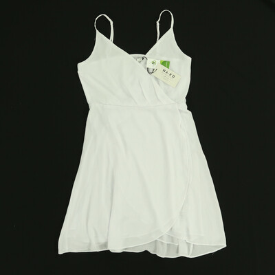 NA-KD fehér egész ruha