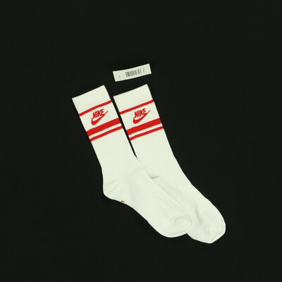 Nike fehér/piros zokni 39-42