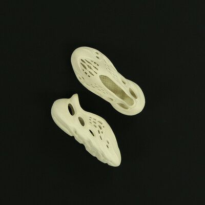 YEEZY FOAM RNNR SAND bézs cipő