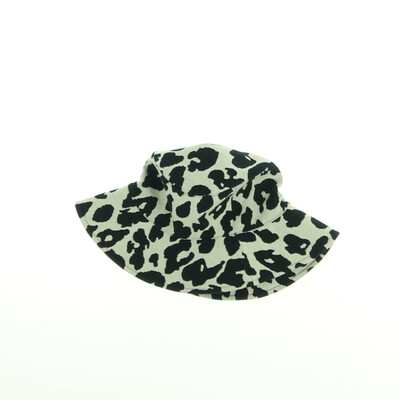 Wolford szürke/fekete sapka